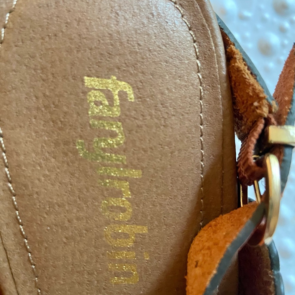 Three Inch Stacked Heel. - image 3